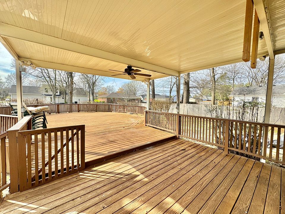 2nd image of 2211 General Kirk Dr