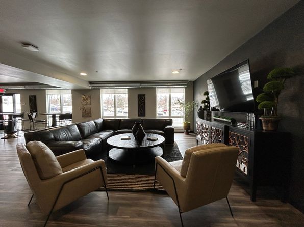 801 Kraewood Dr #218