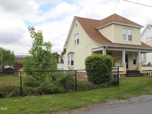 5114 4th Ave, Altoona, PA 16602