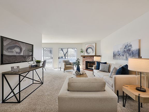 2nd image of 252 Appletree Ct #0