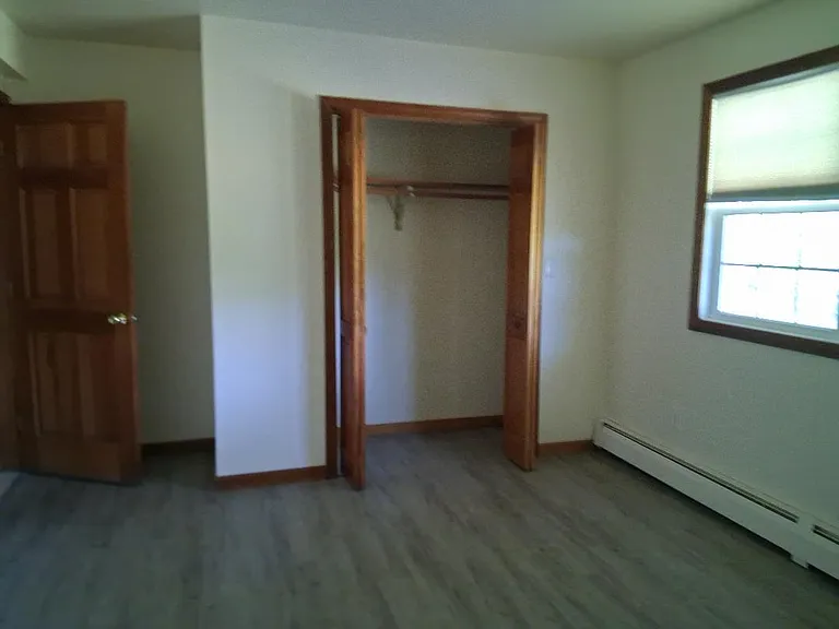 718 Forest Rd — Photo 11
