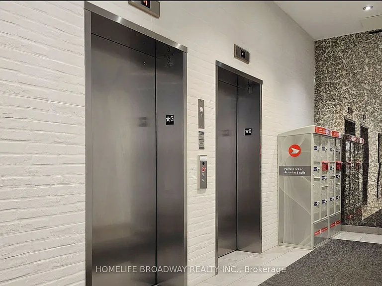 246 Logan Ave #313 — Photo 14