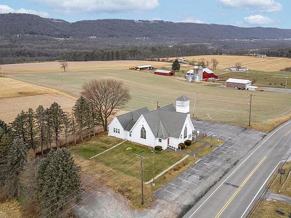 4th image of 1667 Buffalo Run Rd