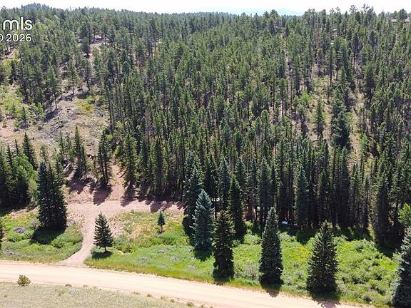3rd image of 1570 Pathfinder Rd