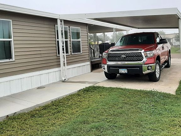 Car port 