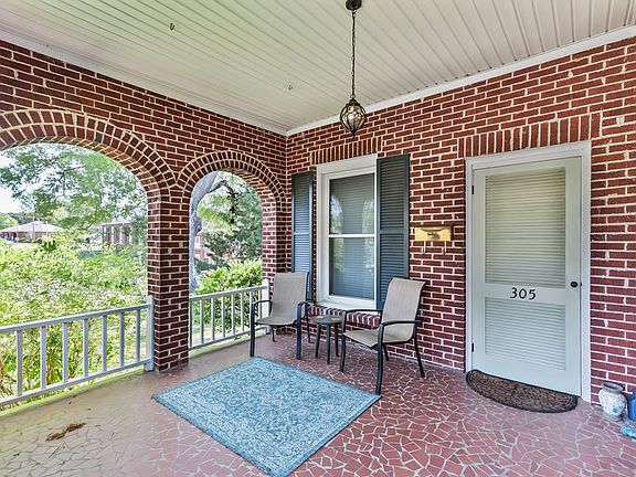 5th image of 305 Dukes Ave