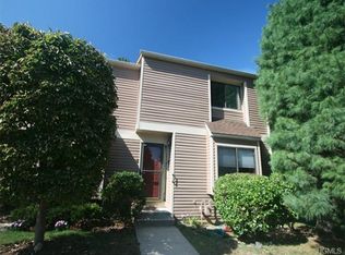 4 Lyon Farm Ct, Port Chester, NY 10573