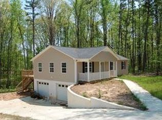 860 Fowler Rd, Walnut Cove, NC 27052