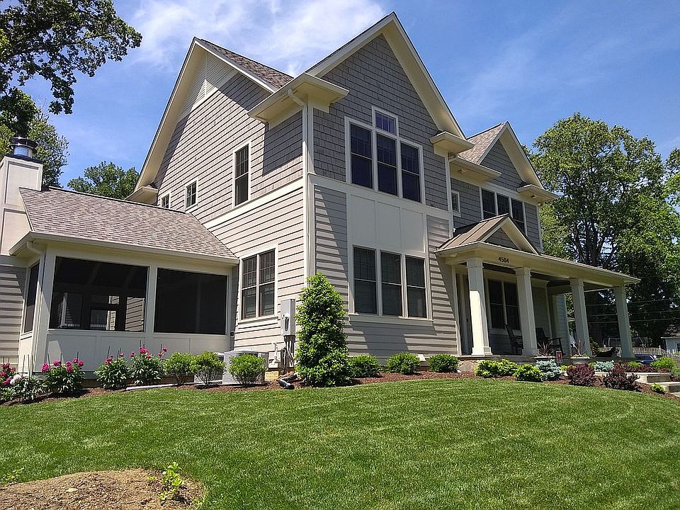 2nd image of 4504 Everett St