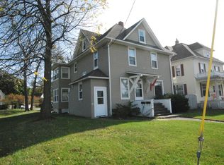 324 Sycamore Rd, Dekalb, IL 60115