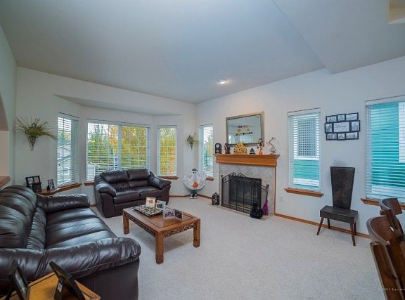 5th image of 7616 82nd Ave NE