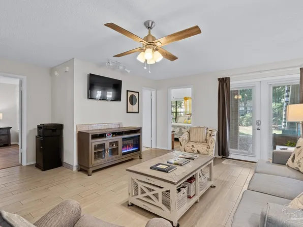 5001 Grande Dr APT 612, Pensacola, FL 32504