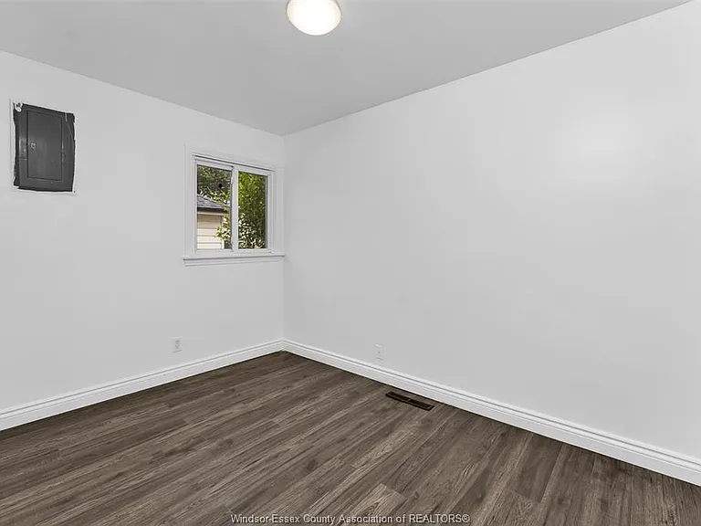 2032 Ford Blvd — Photo 11