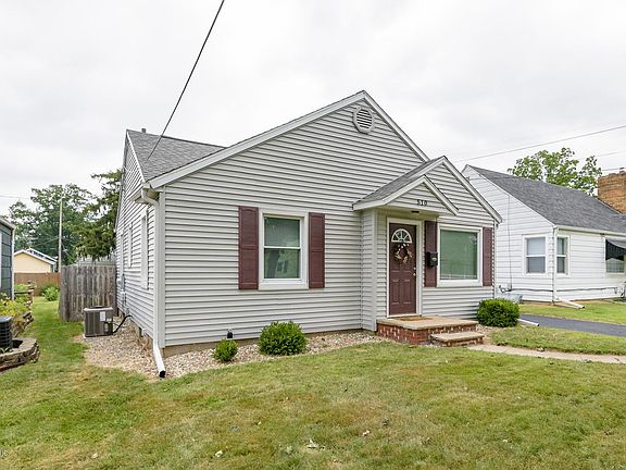 3rd image of 510 Iroquois Ave