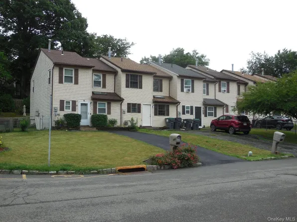 546 Saracino Drive, Maybrook, NY 12543