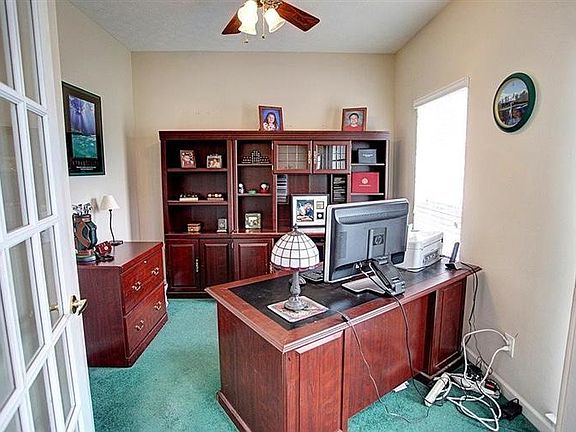 5th image of 2328 Wedgewood Dr