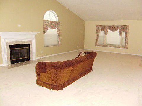 5th image of 790 Pebblebrook Dr