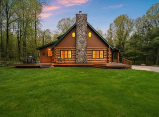 W14985 Kimball Ln, Silver Cliff, WI 54104