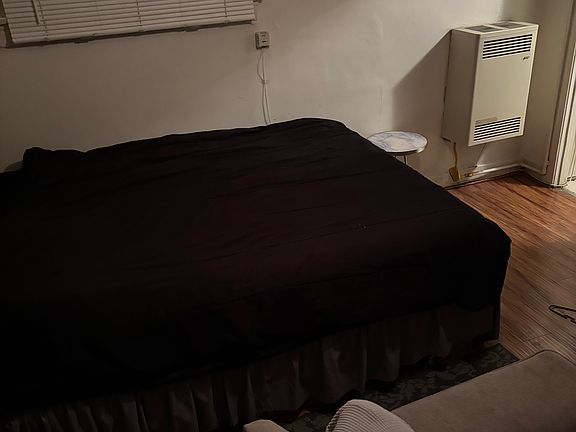 3rd image of 5123 Marathon St #5123.5