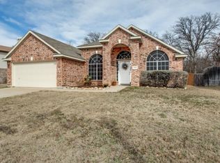 8105 Settlement Dr, Denton, TX 76210