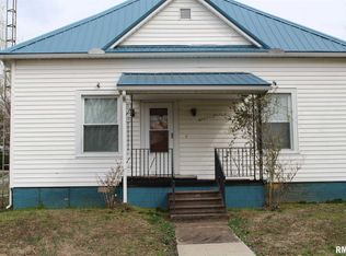 2400 Ridge St, Eldorado, IL 62930