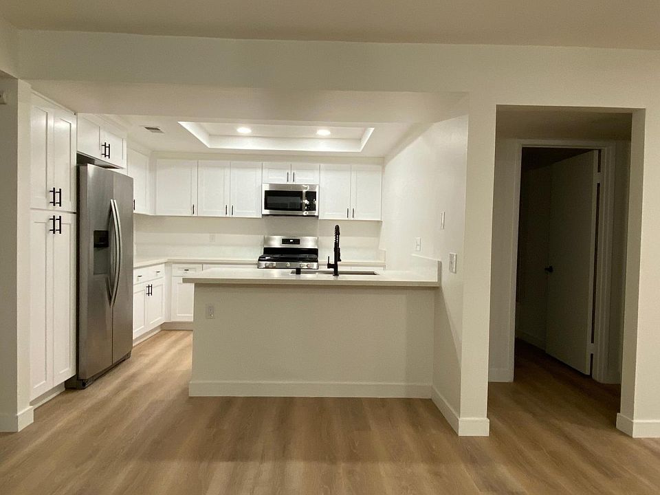 kitchen open to the dining area.
