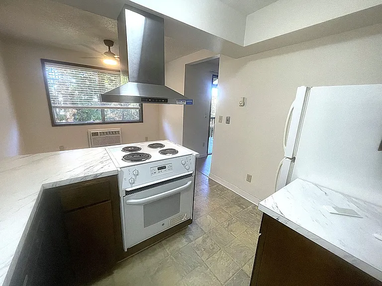 eastburn — Photo 15