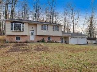 24 Maria Ln, Schwenksville, PA 19473