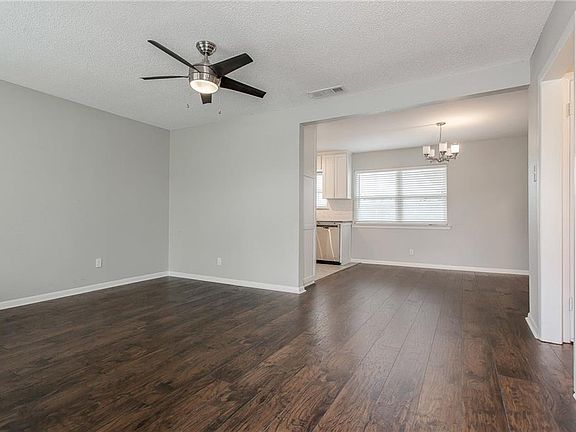 4th image of 3017 Cameo Ln