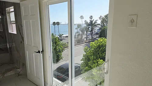 2230 E Ocean Blvd #7 Photo 1 2230 E Ocean Blvd #7 Photo 1