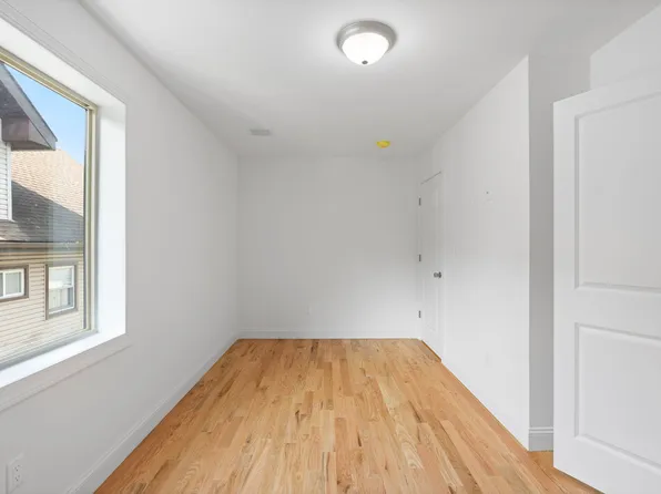 1372 Forest Hill Road image 16 of 26