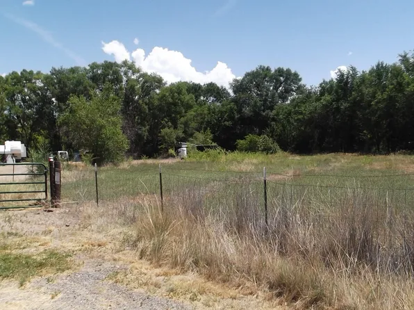 La Escondida Ln, Peralta, NM 87042