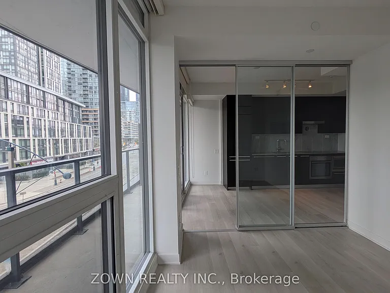 90 Queens Wharf Rd #302 — Photo 25