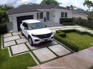 33 San Sebastian Ave, Coral Gables, FL 33134