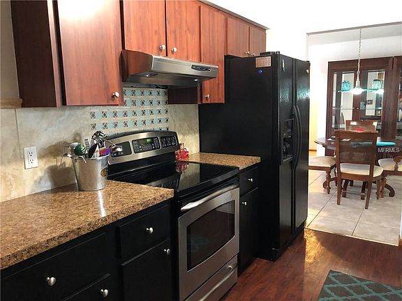 4th image of 1793 Coconut Dr
