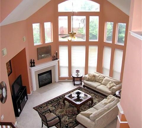 But Here Is What Sells This Home!! Super Dramatic Family Room With Spectacular Wall Of Windows
