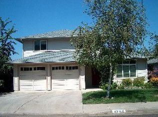 1255 Kirk Ln, Ashland, OR 97520