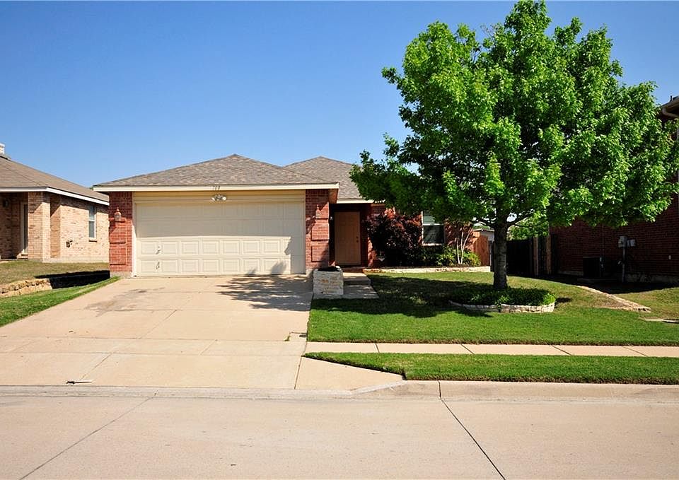 1st image of 708 Riverflat Dr