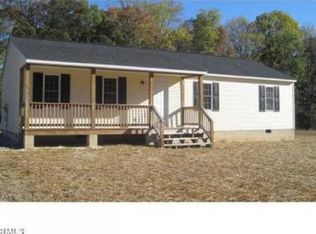 270 Skyview Ln, Tappahannock, VA 22560