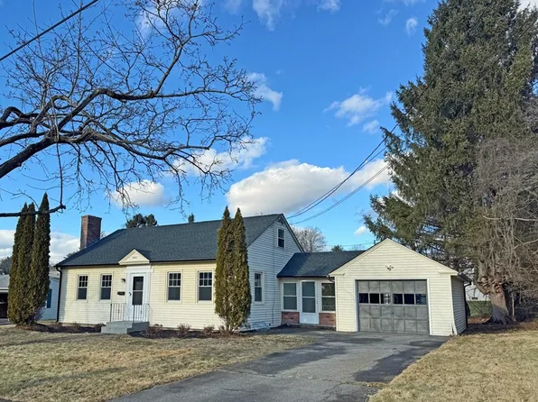 7 Cooke St, Greenfield, MA 01301