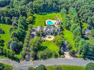 16 Country Meadow Dr, Colts Neck, NJ 07722