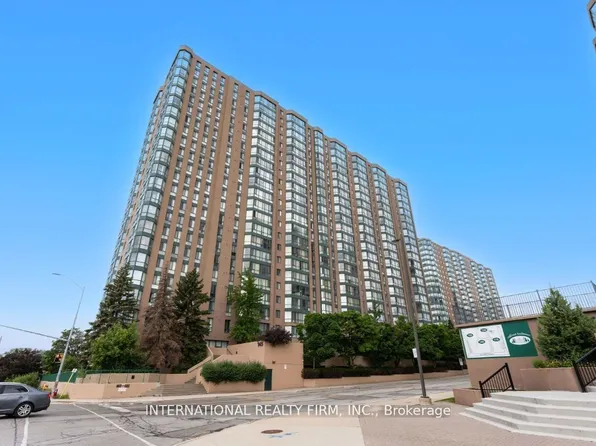 145 Hillcrest Ave E #2310, Mississauga, ON L5B 3Z1