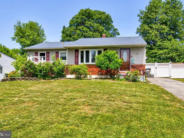 131 W Thomson Dr, Elkton, MD 21921
