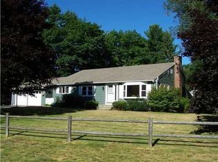 18 White St, Topsham, ME 04086