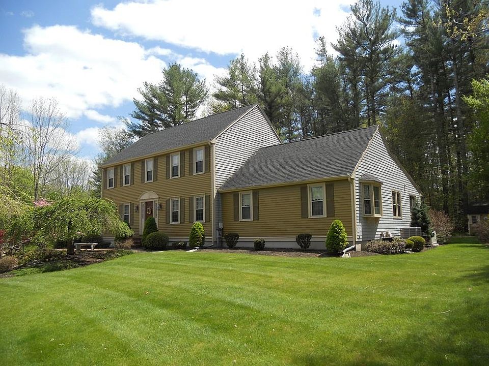 1st image of 10 Tarkin Hill Ln