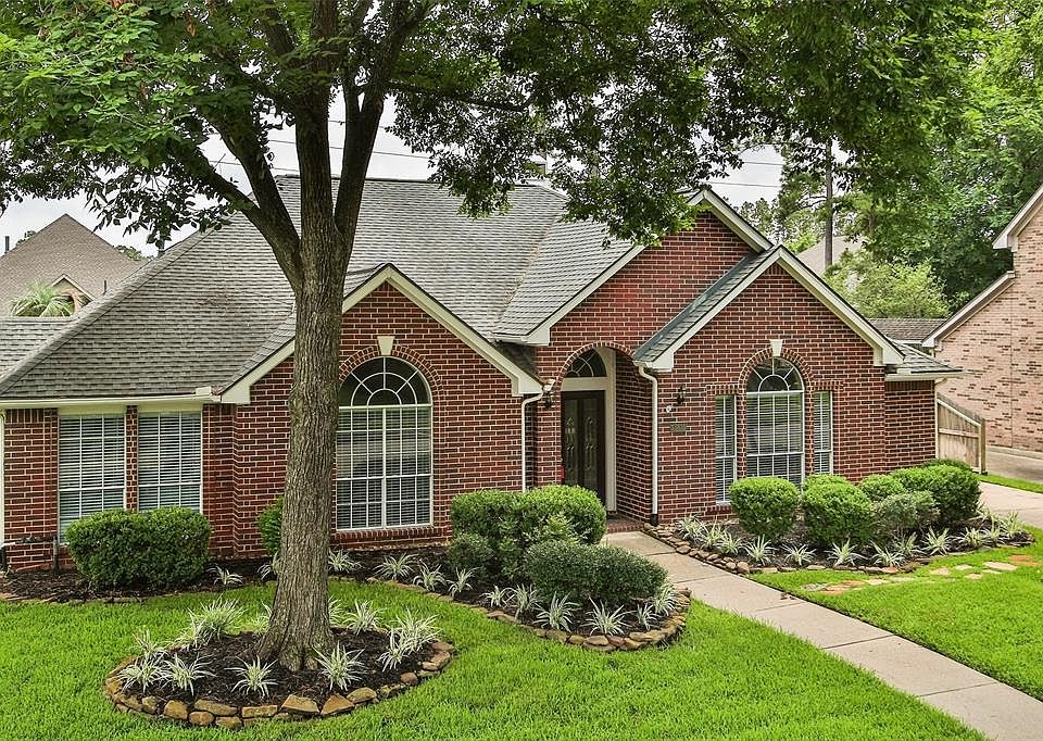 Pretty one story is all brick for ease of maintenance.