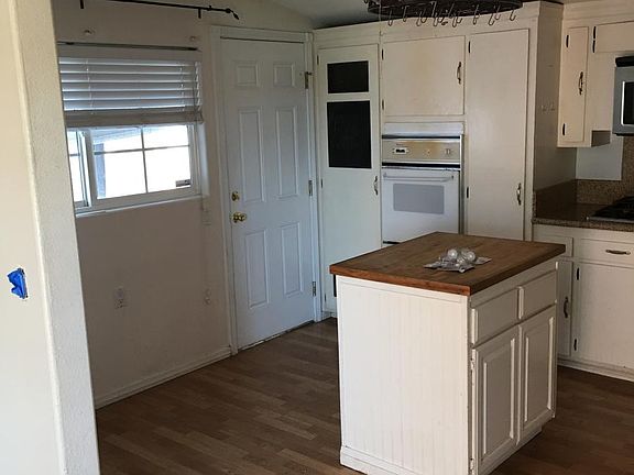 4th image of 1971 Knoxville Ave