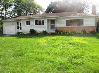 401 Lafayette Rd, Irondequoit, NY 14609