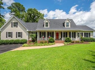 580 Windward Watch Ln, Saluda, VA 23149
