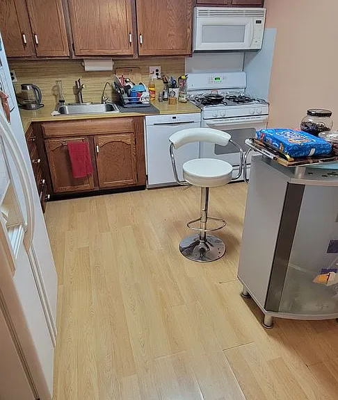 9906 Bustleton Ave #B13 — Photo 2
